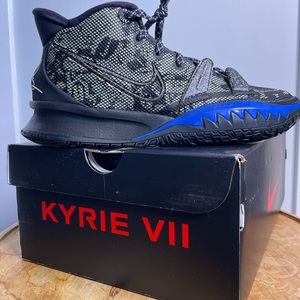 KYRIE 7 Black ice/Lime